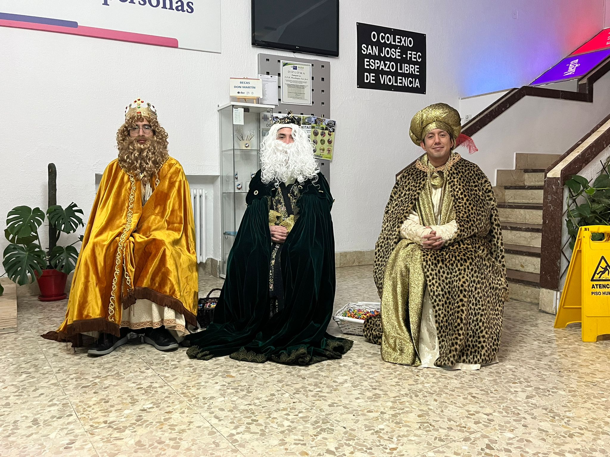 VISITA DE SUS MAJESTADES LOS REYES MAGOS 2023